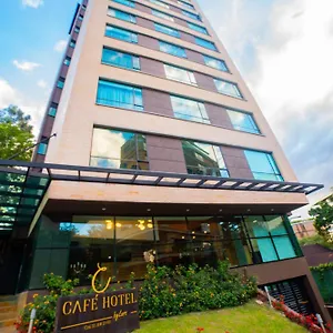4* Hotel Cafe