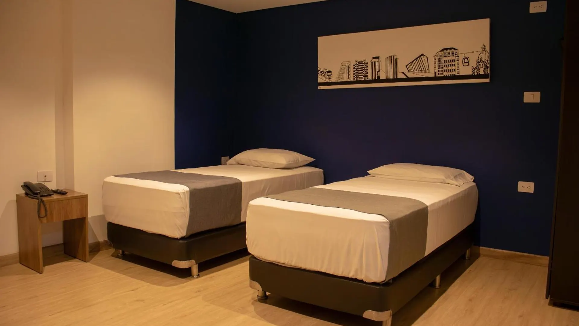 3H Hotel Centro Historico Medellín 3*,